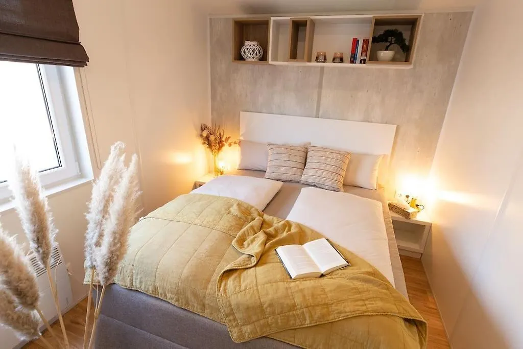 Gemuetliches, Voll Ausgestattes Tiny House Apartment Vilseck Germany