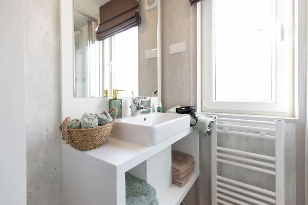 Gemuetliches, Voll Ausgestattes Tiny House Apartment Vilseck